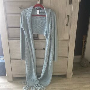 BCBGMAXAZRIA mini sweater shawl M/L